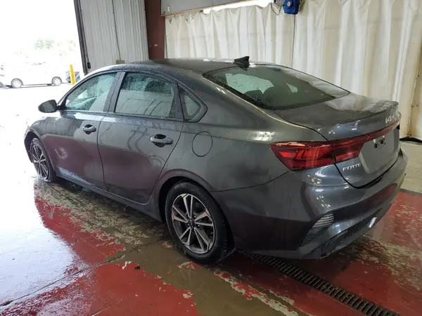 3KPF24AD6RE756949 2024 KIA FORTE - Image 2
