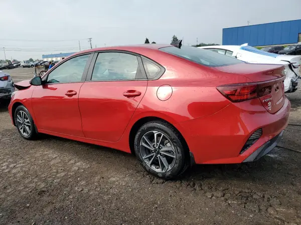 3KPF24AD6RE757180 2024 KIA FORTE - Image 2