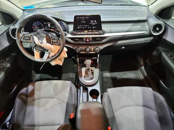 3KPF24AD6RE762444 2024 KIA FORTE - Image 8