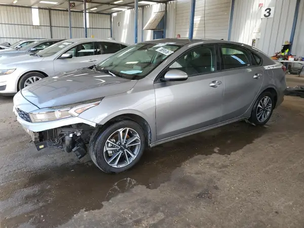 3KPF24AD6RE764341 2024 KIA FORTE - Image 1