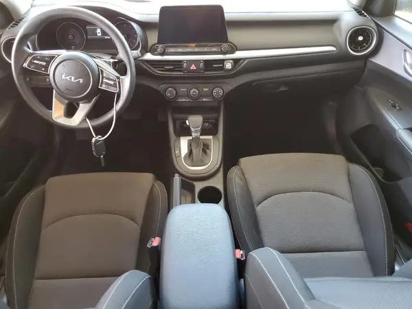 3KPF24AD6RE764341 2024 KIA FORTE - Image 8