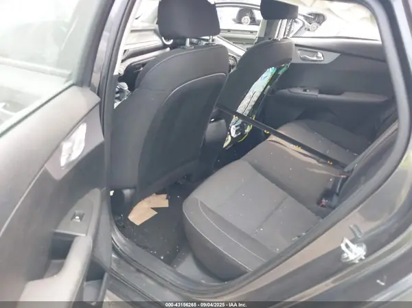 3KPF24AD6RE768938 2024 KIA FORTE - Image 8