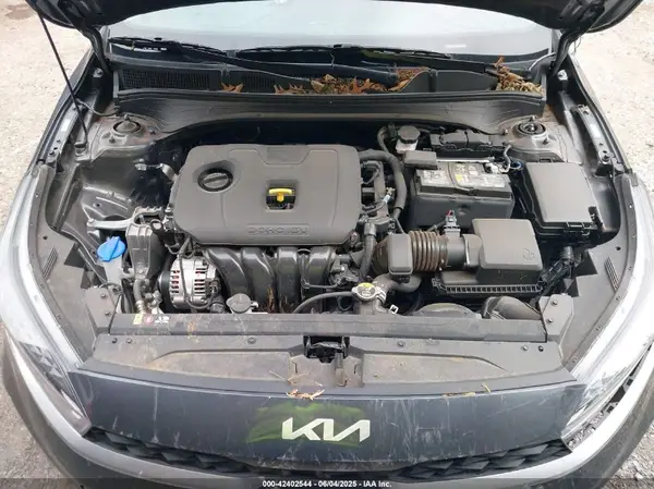 3KPF24AD6RE771290 2024 KIA FORTE - Image 2
