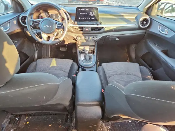 3KPF24AD6RE775842 2024 KIA FORTE - Image 8