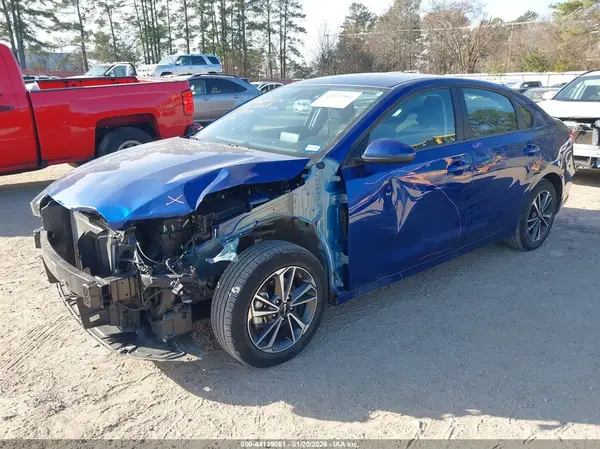 3KPF24AD6RE777154 2024 KIA FORTE - Image 2