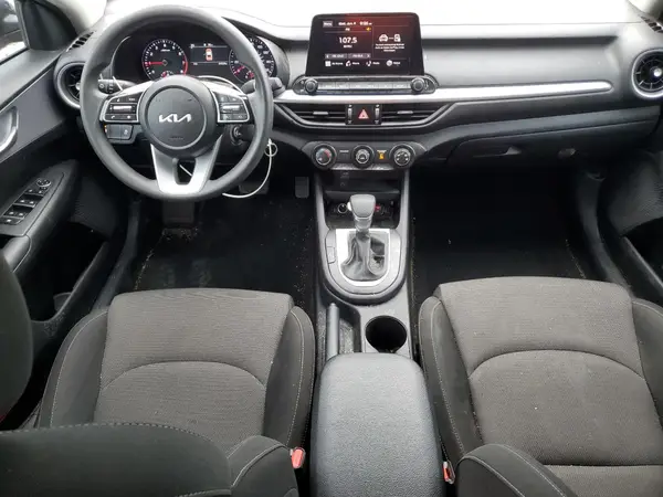 3KPF24AD6RE777266 2024 KIA FORTE - Image 8