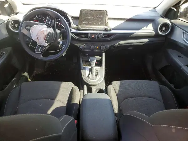 3KPF24AD6RE777901 2024 KIA FORTE - Image 8