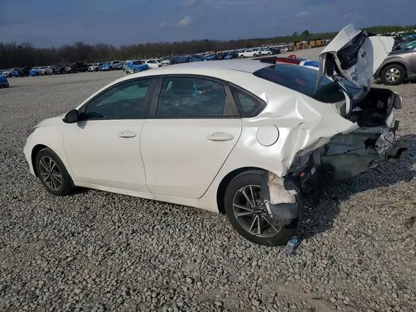 3KPF24AD6RE778207 2024 KIA FORTE - Image 2