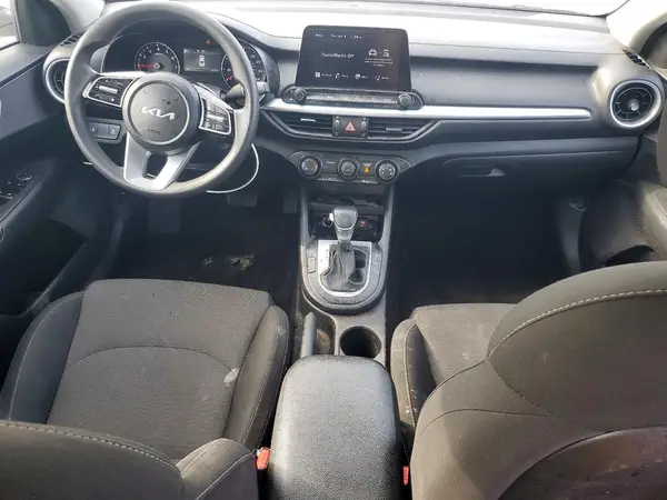 3KPF24AD6RE778207 2024 KIA FORTE - Image 8