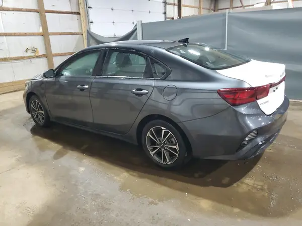 3KPF24AD6RE779552 2024 KIA FORTE - Image 2