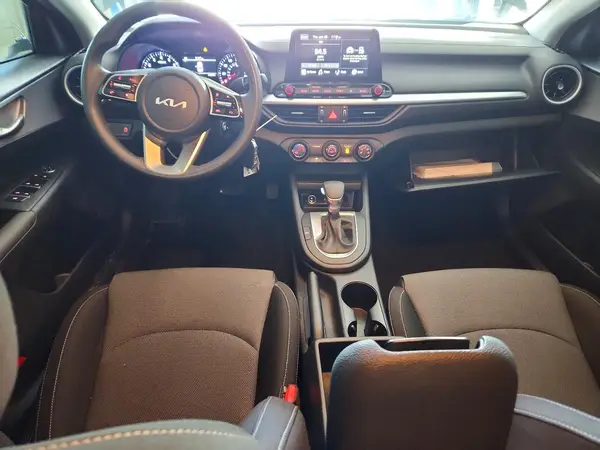 3KPF24AD6RE779874 2024 KIA FORTE - Image 8