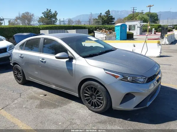 3KPF24AD6RE785755 2024 KIA FORTE - Image 1