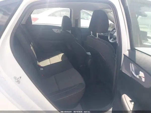 3KPF24AD6RE787750 2024 KIA FORTE - Image 8