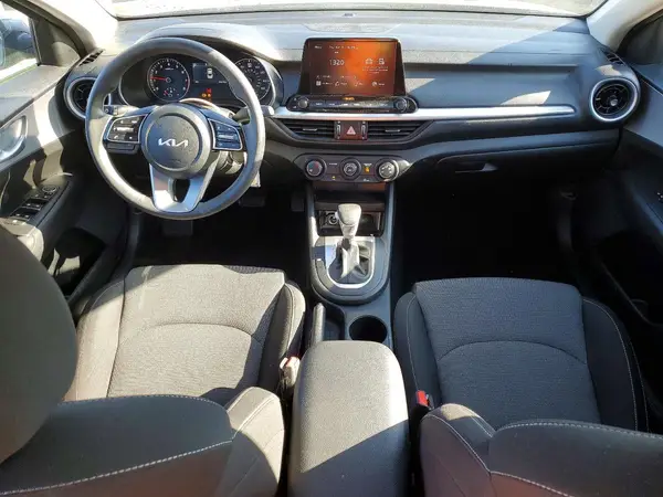 3KPF24AD6RE792978 2024 KIA FORTE - Image 8