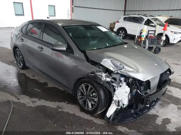 3KPF24AD6RE793709 2024 KIA FORTE - Image 1