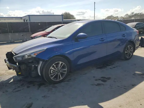 3KPF24AD6RE794424 2024 KIA FORTE - Image 1