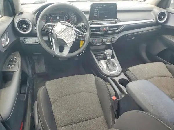 3KPF24AD6RE798277 2024 KIA FORTE - Image 8