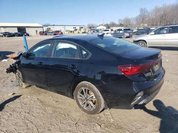 3KPF24AD6RE799381 2024 KIA FORTE - Image 2