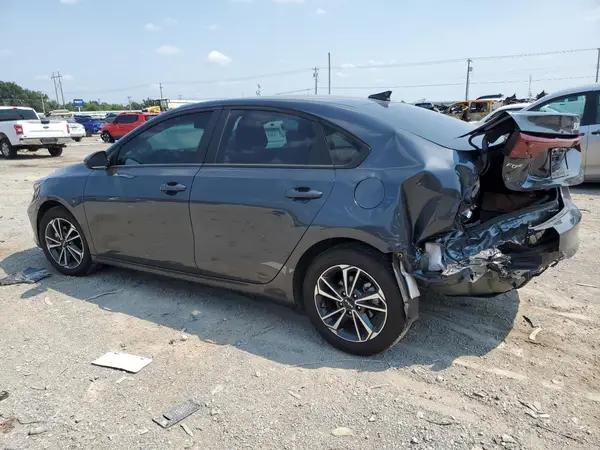 3KPF24AD6RE801470 2024 KIA FORTE - Image 2
