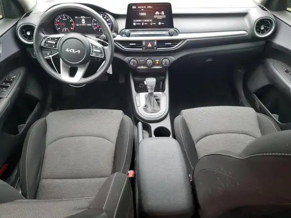 3KPF24AD6RE801856 2024 KIA FORTE - Image 8