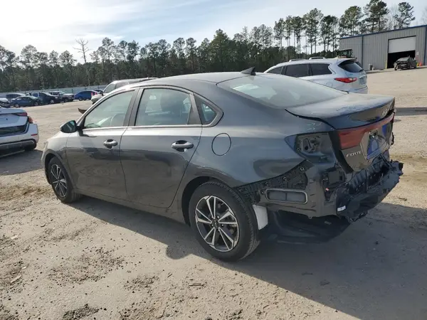 3KPF24AD6RE803347 2024 KIA FORTE - Image 2