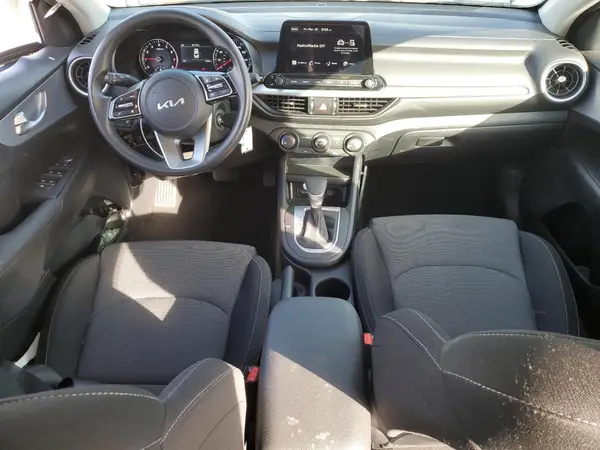 3KPF24AD6RE807494 2024 KIA FORTE - Image 8