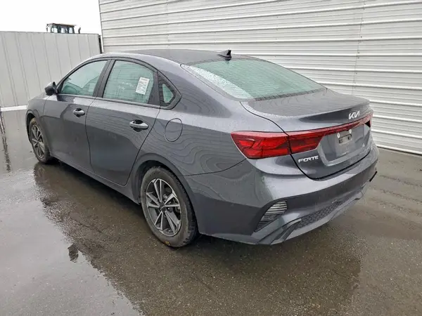 3KPF24AD6RE808712 2024 KIA FORTE - Image 2
