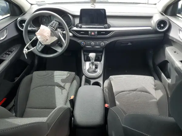3KPF24AD6RE812131 2024 KIA FORTE - Image 8