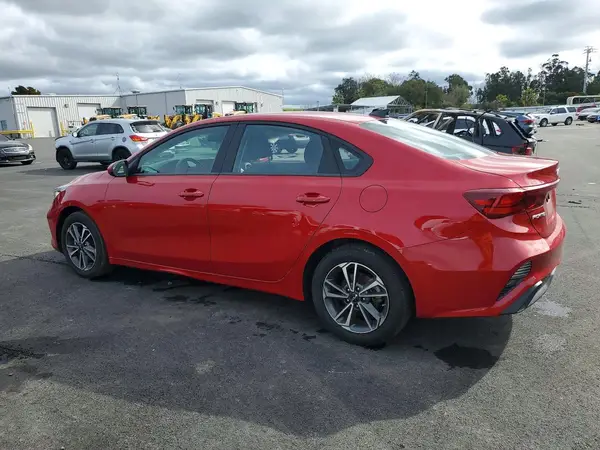 3KPF24AD6RE814624 2024 KIA FORTE - Image 2