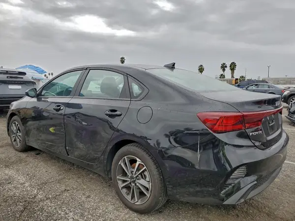 3KPF24AD6RE816003 2024 KIA FORTE - Image 2