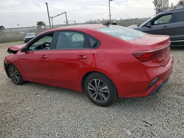 3KPF24AD6RE818138 2024 KIA FORTE - Image 2