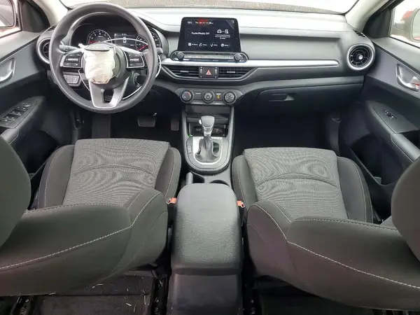 3KPF24AD6RE818138 2024 KIA FORTE - Image 8