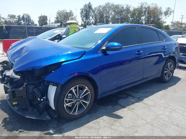 3KPF24AD6RE818754 2024 KIA FORTE - Image 2