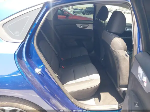 3KPF24AD6RE818754 2024 KIA FORTE - Image 8