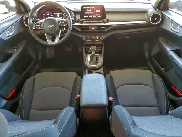 3KPF24AD6RE819533 2024 KIA FORTE - Image 8