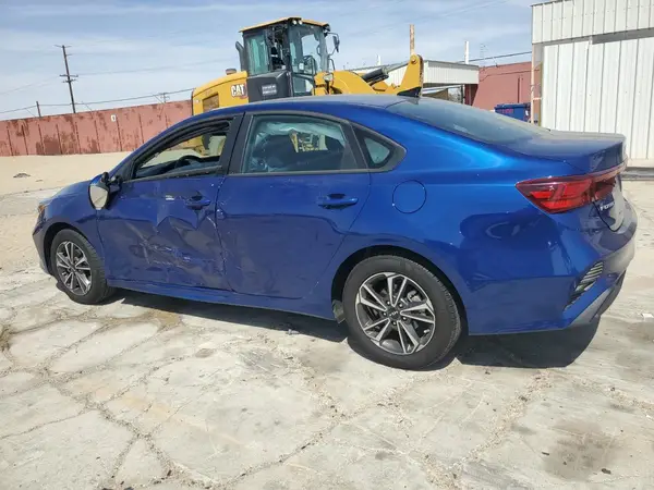 3KPF24AD6RE821170 2024 KIA FORTE - Image 2