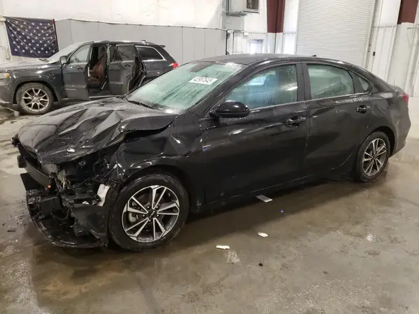 3KPF24AD6RE824747 2024 KIA FORTE - Image 1