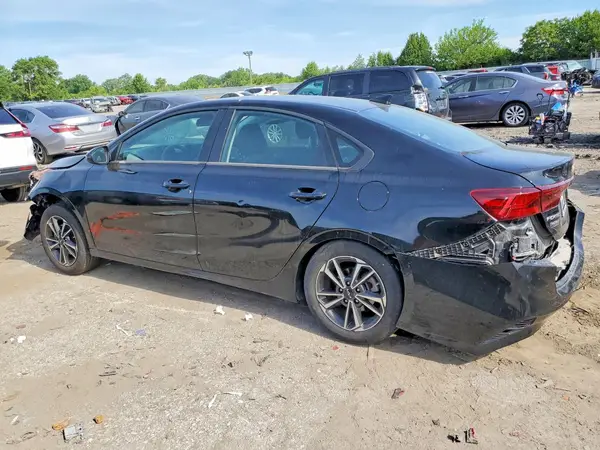3KPF24AD6RE830662 2024 KIA FORTE - Image 2