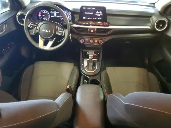 3KPF24AD6RE836462 2024 KIA FORTE - Image 8