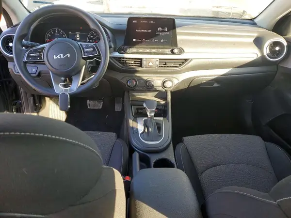 3KPF24AD6RE836817 2024 KIA FORTE - Image 8