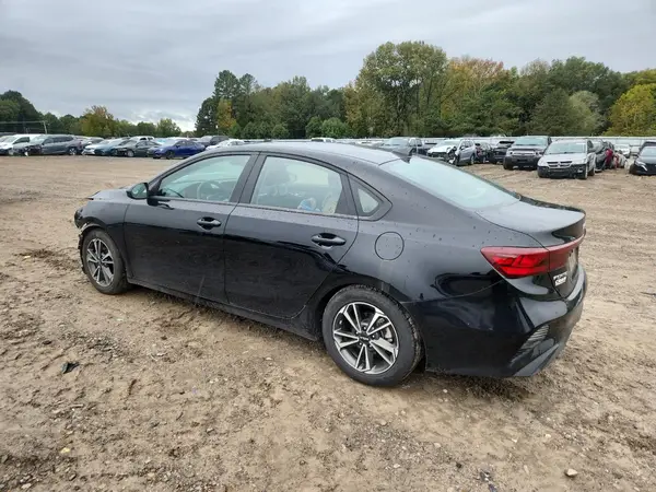 3KPF24AD6RE836851 2024 KIA FORTE - Image 2