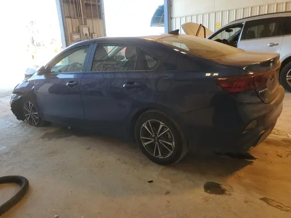 3KPF24AD6RE837014 2024 KIA FORTE - Image 2