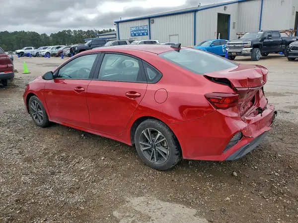 3KPF24AD6RE837076 2024 KIA FORTE - Image 2