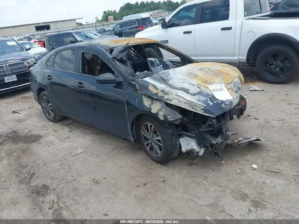 3KPF24AD6RE837790 2024 KIA FORTE - Image 1
