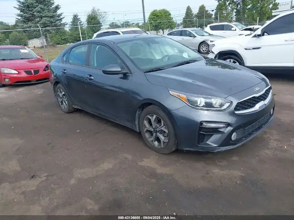 3KPF24AD7KE004196 2019 KIA FORTE - Image 1