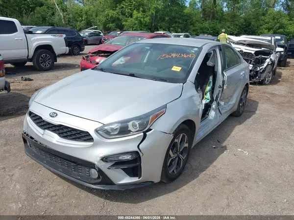 3KPF24AD7KE006286 2019 KIA FORTE - Image 2