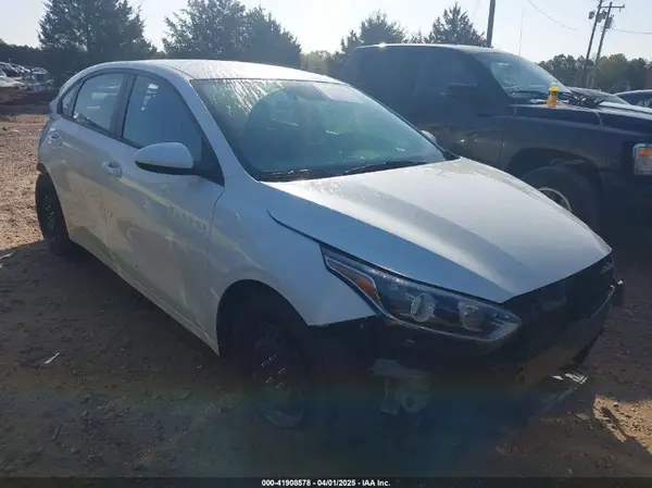 3KPF24AD7KE006370 2019 KIA FORTE - Image 1