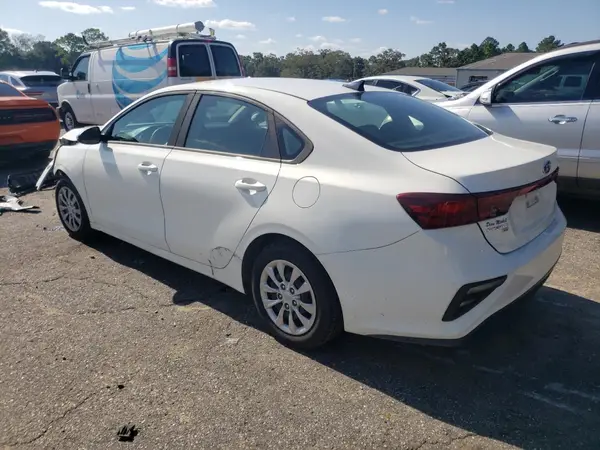 3KPF24AD7KE007843 2019 KIA FORTE - Image 2