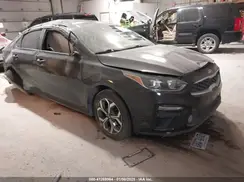 3KPF24AD7KE008295 2019 KIA FORTE
