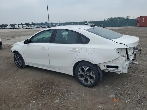3KPF24AD7KE008653 2019 KIA FORTE - Image 2